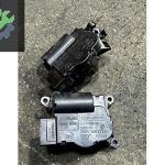 5241183R06 TRANSPORTER CARAVELLA KALORİFER YÖN MOTORU SAG SOL