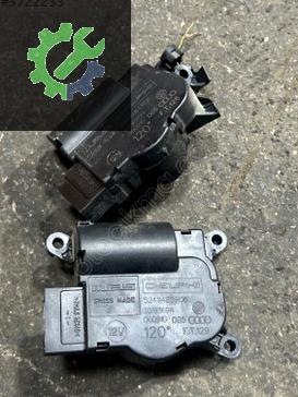 5241183R06 TRANSPORTER CARAVELLA KALORİFER YÖN MOTORU SAG SOL
