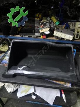 Toyota Corolla Torpido Kapağı 55550 çıkma parça