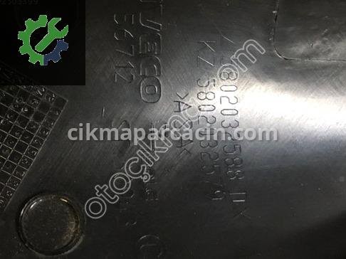 IVECO Daily Ön Cam Izgarası 5802032588 çıkma parça