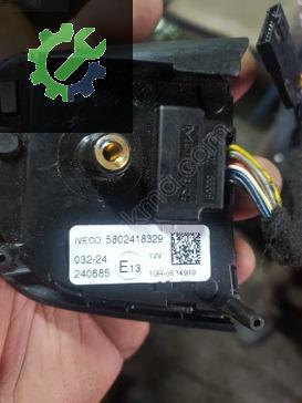 5802418329 İVECO DAİLY KOLTUK DÜĞMESİ