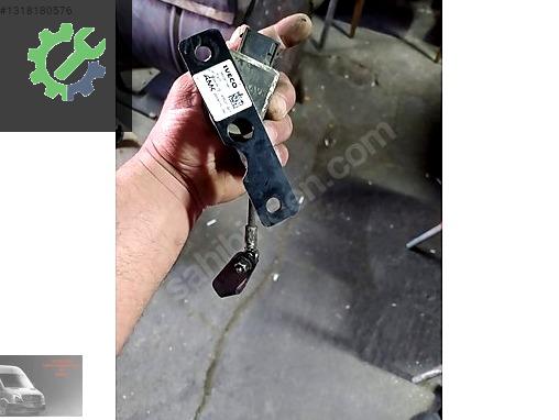 5802877991 IVECO DALİY SAĞ SÜSPANSİYON SEVİYE SENSOR