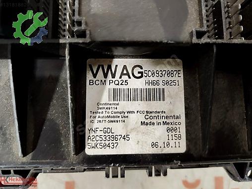 Volkswagen Jetta Beyin 5C0937087E çıkma parça