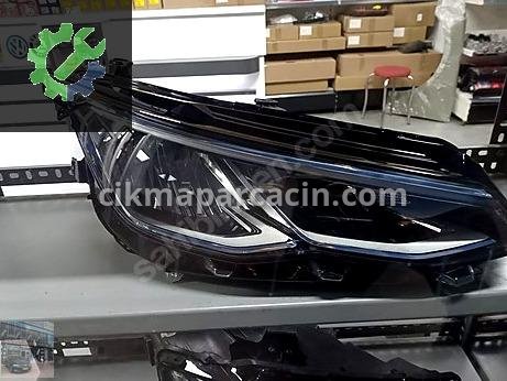 Volkswagen Golf Sağ Ön Far çıkma parça
