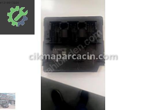 Volkswagen Tiguan BCM Beyni 5K0937087M çıkma parça