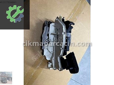 Skoda Octavia Kapı Kilidi çıkma parça
