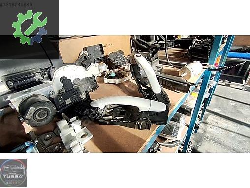 Volkswagen Jetta Kapı Kolu 5N837885H çıkma parça