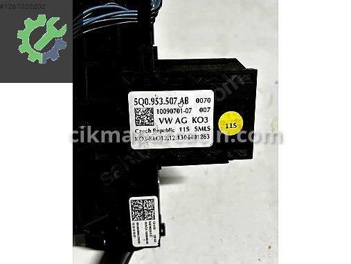 Skoda Octavia Sinyal Kolu 5Q0953507AB çıkma parça