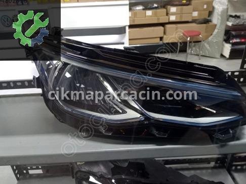 Volkswagen Golf Sağ Ön Far çıkma parça