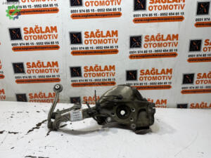 Audi A4 Taşıyıcı Çıkma - 8K0407258A