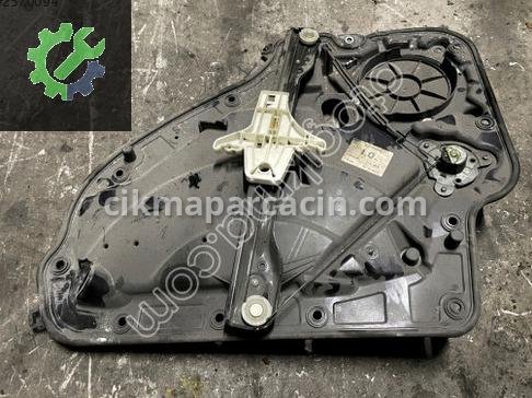 Volkswagen Golf Cam Krikosu çıkma parça