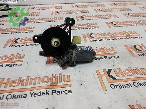 Seat Leon 5Q0959802B çıkma parça