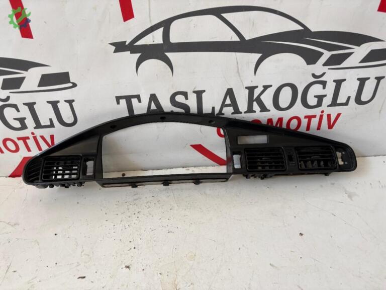 Mazda 626 Gösterge çıkma parça