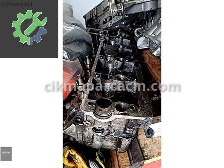 Mercedes-Benz Vito Silindir Kapak çıkma parça