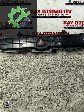 Mercedes-Benz Vito Flaşör Düğmesi 6395454407 çıkma parça