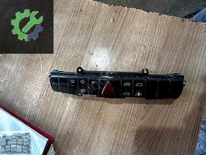 6395454507 MERCEDES VİTO DÖRTLÜ MERKEZİ KİLİT ASR DÜĞMESİ