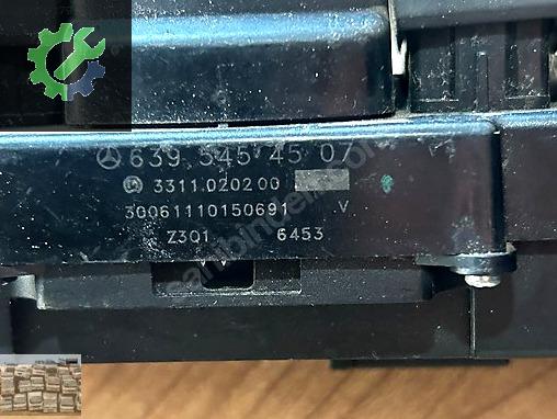 6395454507 MERCEDES VİTO DÖRTLÜ MERKEZİ KİLİT ASR DÜĞMESİ