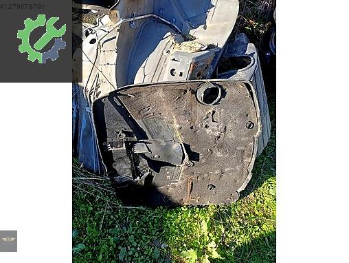 Mercedes-Benz SL Külbütör Kapağı çıkma parça
