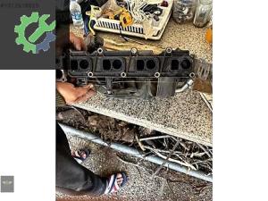 646 090 Mercedes 611 motor eme manifoldu