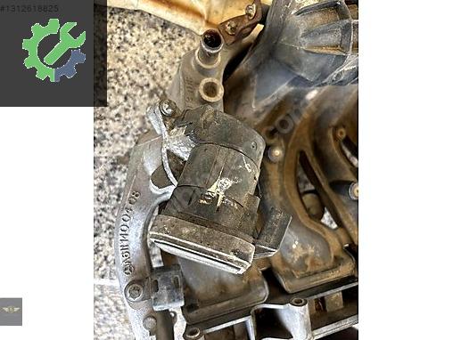 646 090 Mercedes 611 motor eme manifoldu