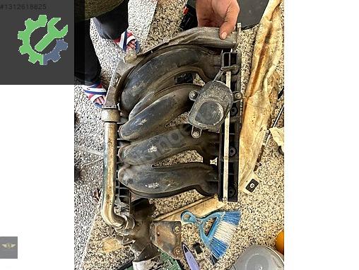 646 090 Mercedes 611 motor eme manifoldu