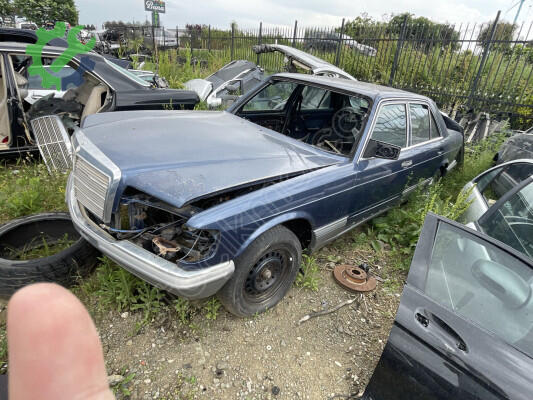 Mercedes-Benz 280 Kapı Döşemesi çıkma parça