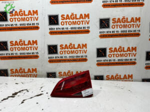 Audi A4 Çıkma Sağ Bagaj