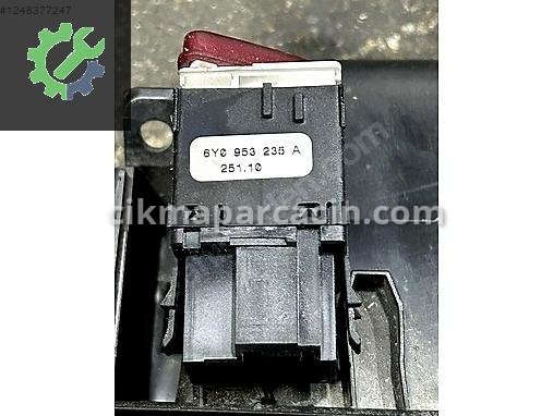 Volkswagen Multivan Sinyal 6Y0953235A çıkma parça