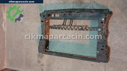 Volkswagen Polo Ön Panel çıkma parça