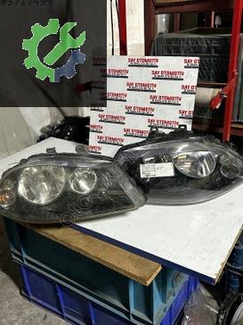 Seat Ibiza Sağ Ön Far çıkma parça