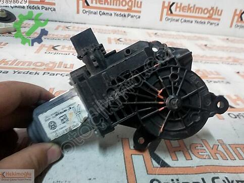 Volkswagen Jetta 6R0959811D çıkma parça