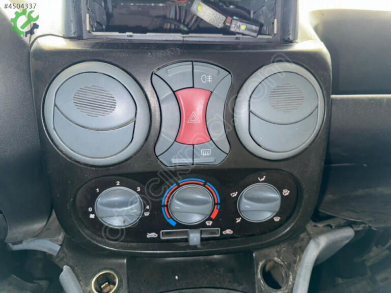 Fiat Doblo Havalandırma Izgarası çıkma parça