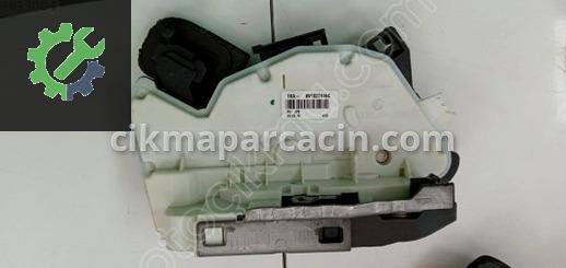 Skoda Fabia Sağ Ön Kapı Kilidi çıkma parça