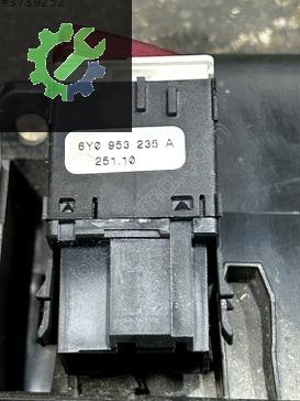 6Y0953235A 7H0857925A TRANSPORTER CARAVELLA DÖRTLÜ DÜĞMESİ