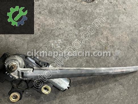 Skoda Fabia Silecek Kolu çıkma parça