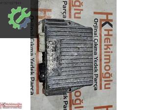 73810802 PEUGEOT 306 MOTOR BEYNİ 9610493180