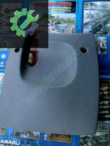 7700841038 Renault Megane 1 göğüslük sol alt plastiği