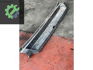 7C0807983 CRAFTER MAN TGE PANELVAN BASAMAKLI ARKA TAMPON