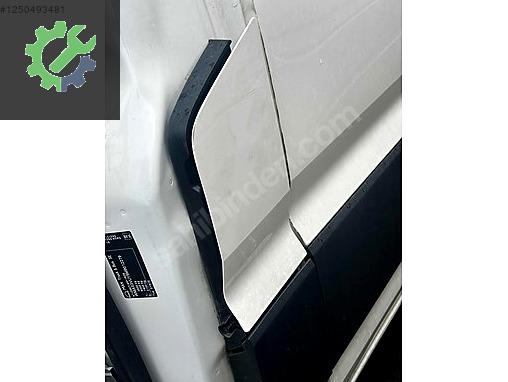 7C0809905B CRAFTER MAN TGE YAKIT DEPO KAPAĞI