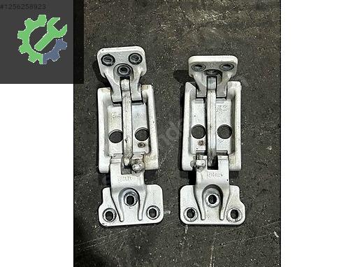 7C0827151A 7C0827152A CRAFTER MAN TGE ARKA BAGAJ KAPI MENTEŞESİ