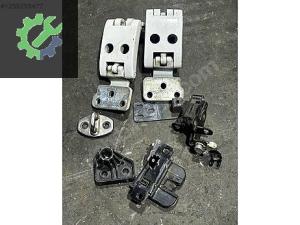 7C0827505R 7E0827161B CRAFTER MAN TGE BAGAJ KİLİDİ ALT ÜST
