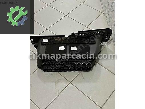 Volkswagen Crafter Basamak 7C0863735B çıkma parça