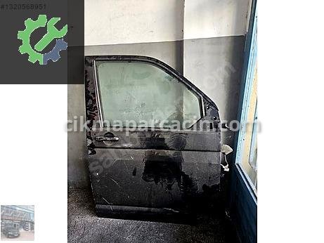 Volkswagen Caravelle Sağ Ön Kapı çıkma parça