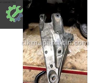 Volkswagen Transporter Motor Takozu & Kulağı çıkma parça