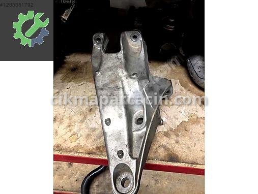 Volkswagen Transporter Motor Takozu & Kulağı 7H0199370B çıkma parça