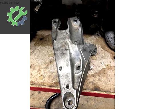 Volkswagen Transporter Motor Takozu & Kulağı Çıkma Parça Kayseri