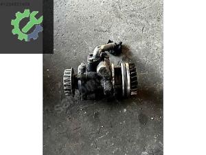 7H0422153H TRANSPORTER TOUAREG 2.5 TDİ DİREKSİYON POMPASI