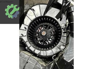 7H0819021A AUDİ Q7 SHARAN CARAVELLA ARKA KALORİFER MOTORU