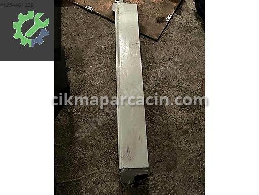 Volkswagen Transporter Sağ Kapı 7H1843795H çıkma parça