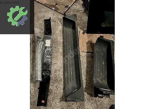 7H5863735G 7H5863736M CARAVELLA SAĞ SOL ORTA BASAMAK PLASTİK